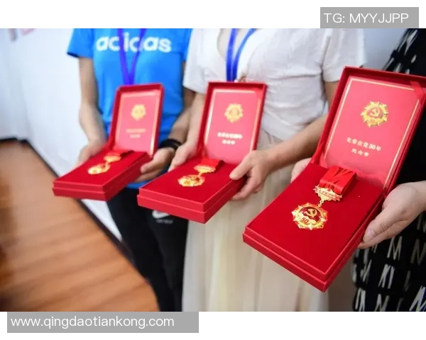 足球佟辉的传奇之路从草根到巅峰的奋斗故事与荣耀时刻 足球佟辉的传奇之路从草根到巅峰的奋斗故事与荣耀时刻